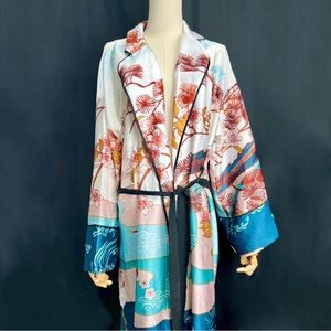 Forever 21 Multicolor Patterned Robe
